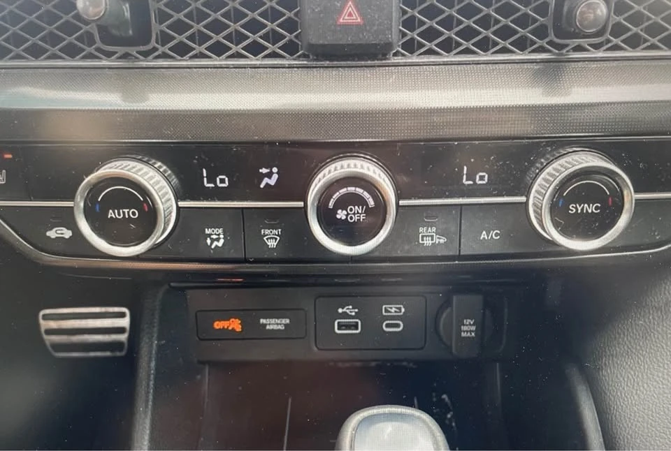 2025 Acura Integra 5th Gen - Image 16 of 17