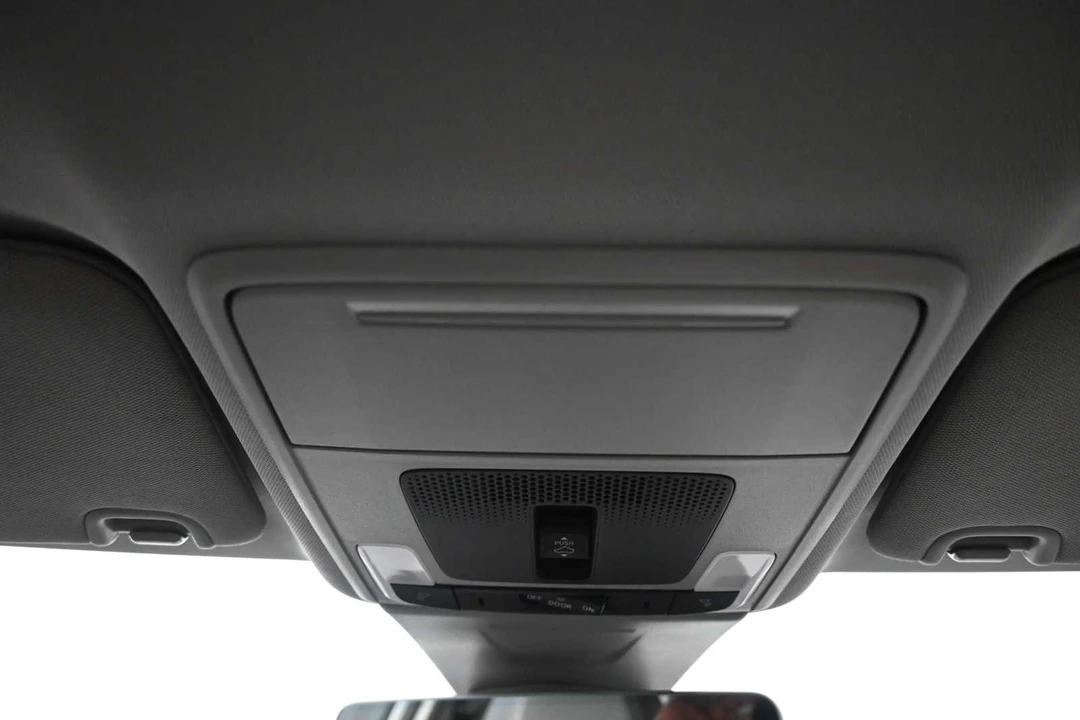 2025 Acura Integra 5th Gen - Image 16 of 31