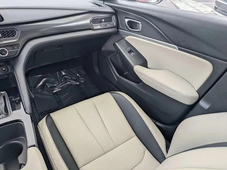 2025 Acura Integra 5th Gen - Image 12 of 17