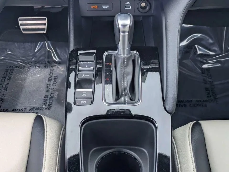 2025 Acura Integra 5th Gen - Image 14 of 17
