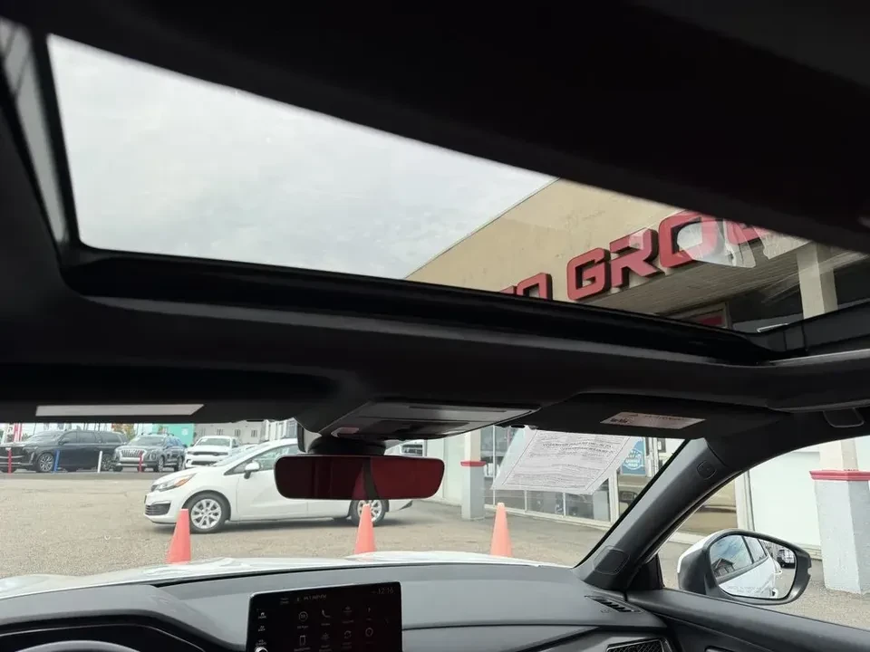 2025 Acura Integra 5th Gen - Image 8 of 19