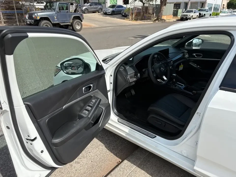 2025 Acura Integra 5th Gen - Image 6 of 16