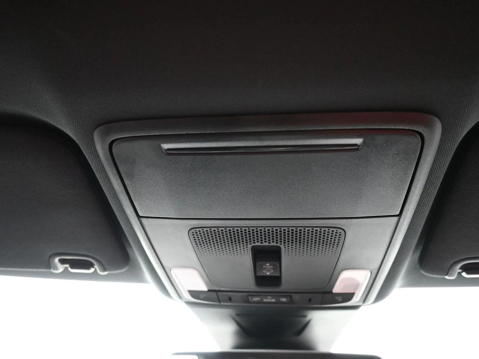2025 Acura Integra 5th Gen - Image 17 of 21