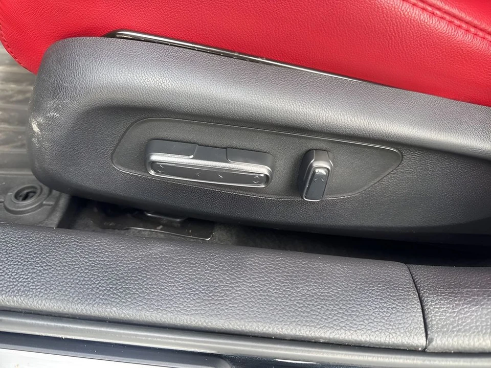 2025 Acura Integra 5th Gen - Image 10 of 21