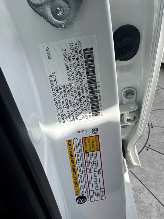2025 Acura Integra 5th Gen - Image 20 of 23