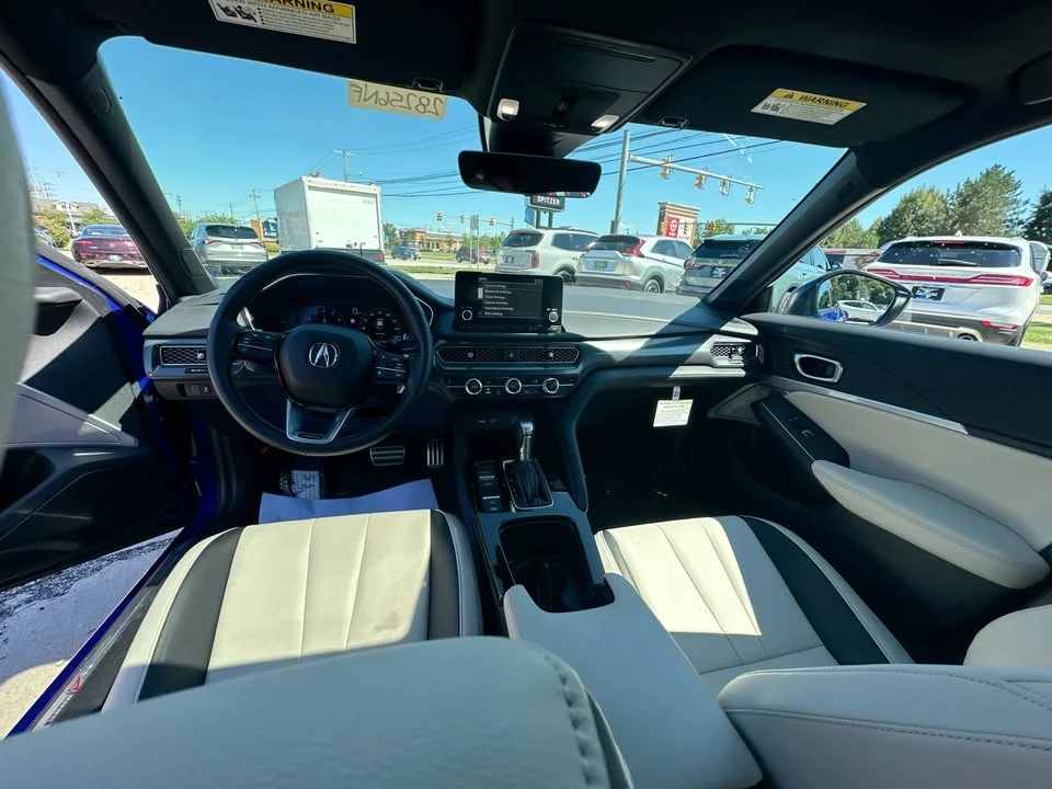 2025 Acura Integra 5th Gen - Image 10 of 17