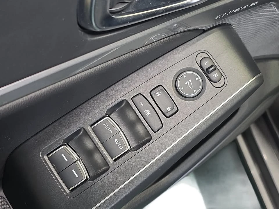 2025 Acura Integra 5th Gen - Image 7 of 20