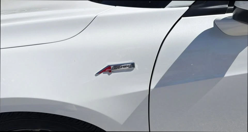 2025 Acura Integra 5th Gen - Image 9 of 19