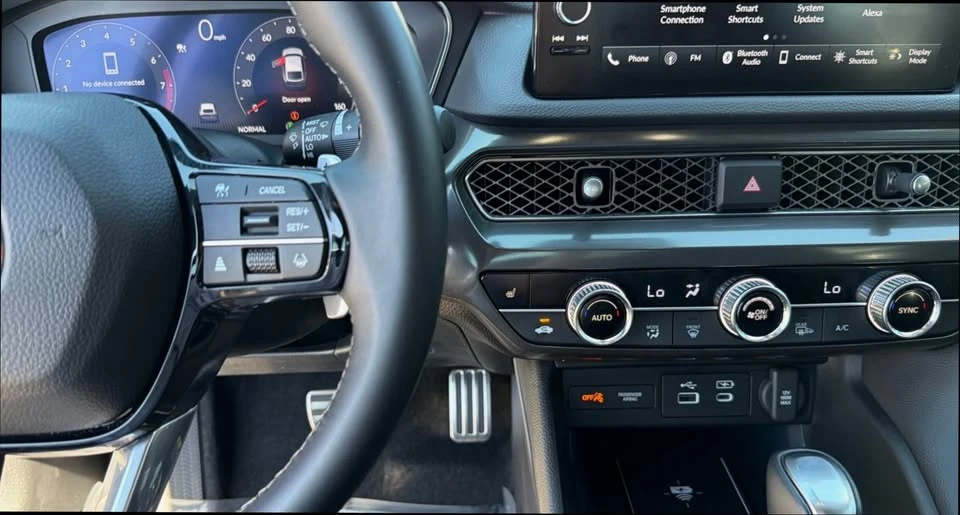 2025 Acura Integra 5th Gen - Image 13 of 19