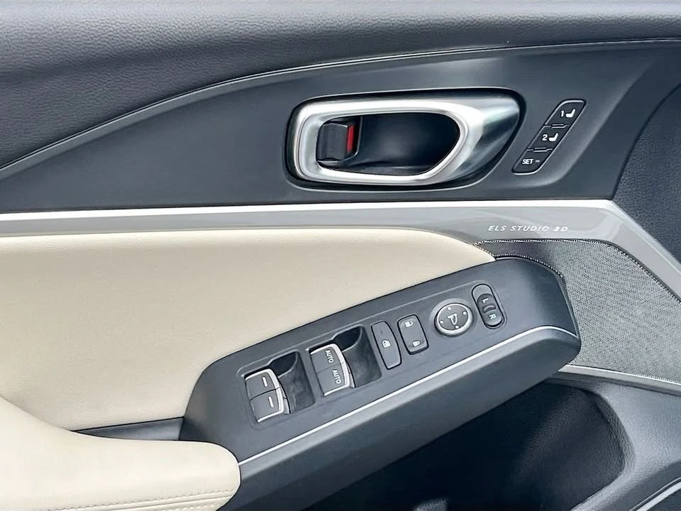 2025 Acura Integra 5th Gen - Image 17 of 20