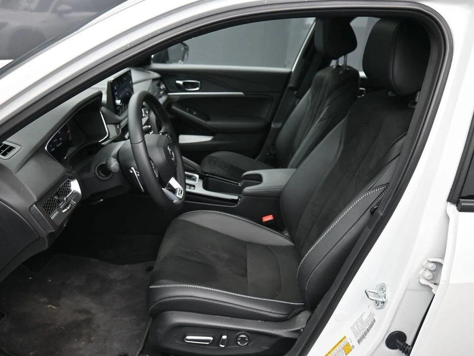 2025 Acura Integra 5th Gen - Image 19 of 31