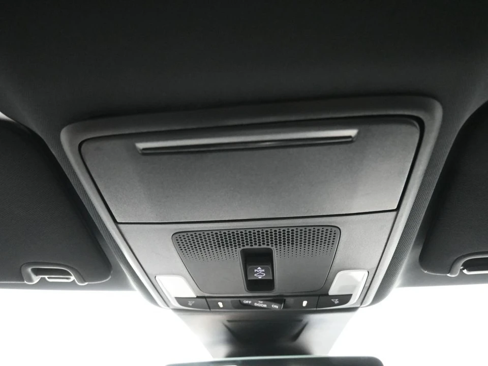 2025 Acura Integra 5th Gen - Image 17 of 31