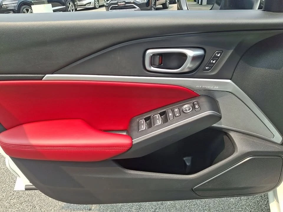 2025 Acura Integra 5th Gen - Image 11 of 17