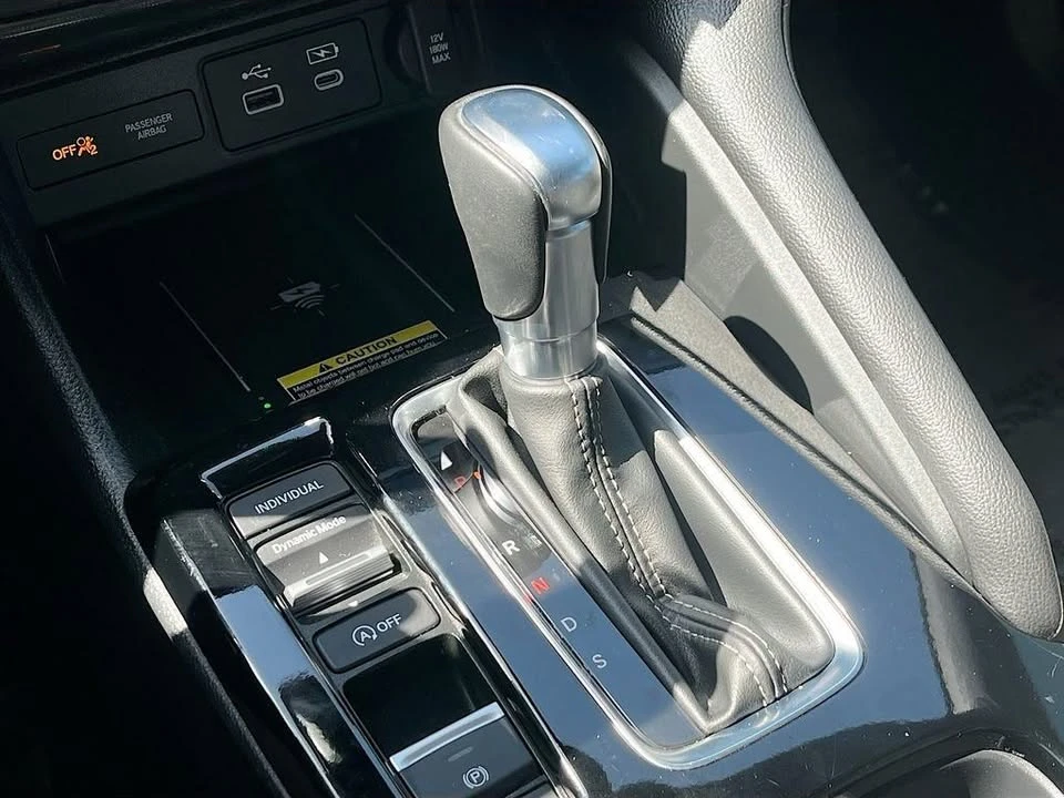 2025 Acura Integra 5th Gen - Image 10 of 17