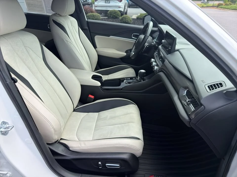 2025 Acura Integra 5th Gen - Image 13 of 15