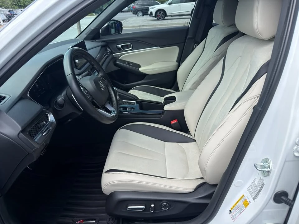 2025 Acura Integra 5th Gen - Image 11 of 15