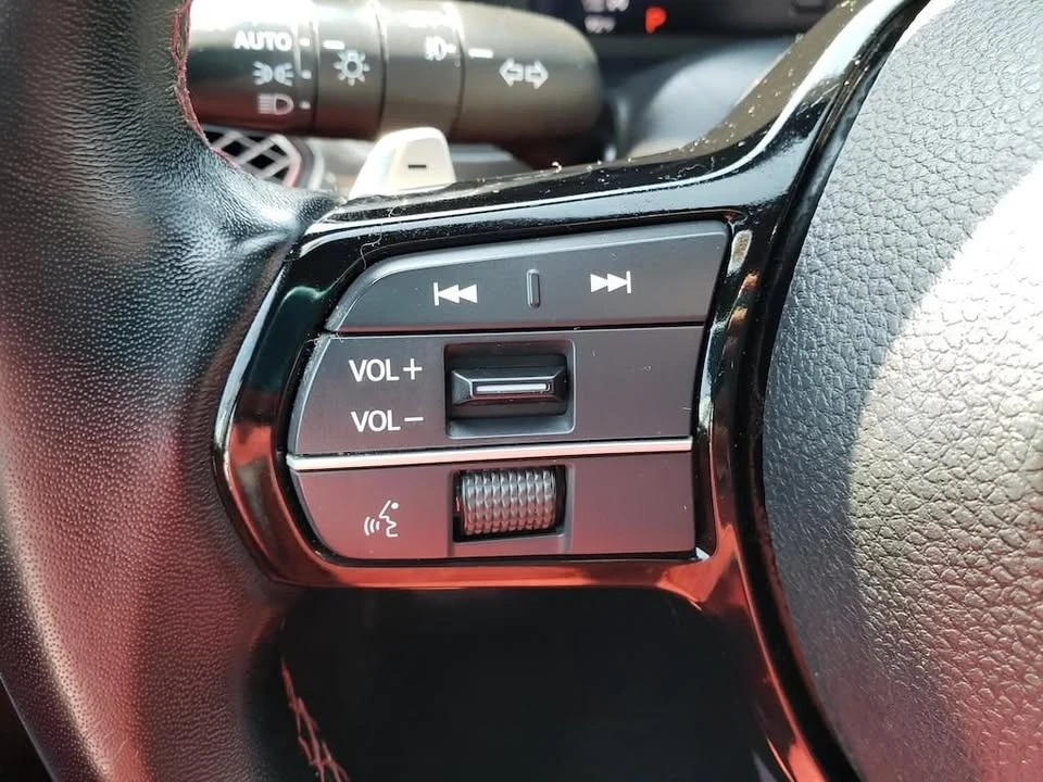 2025 Acura Integra 5th Gen - Image 16 of 20