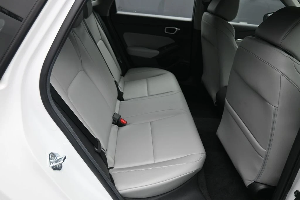 2025 Acura Integra 5th Gen - Image 23 of 31