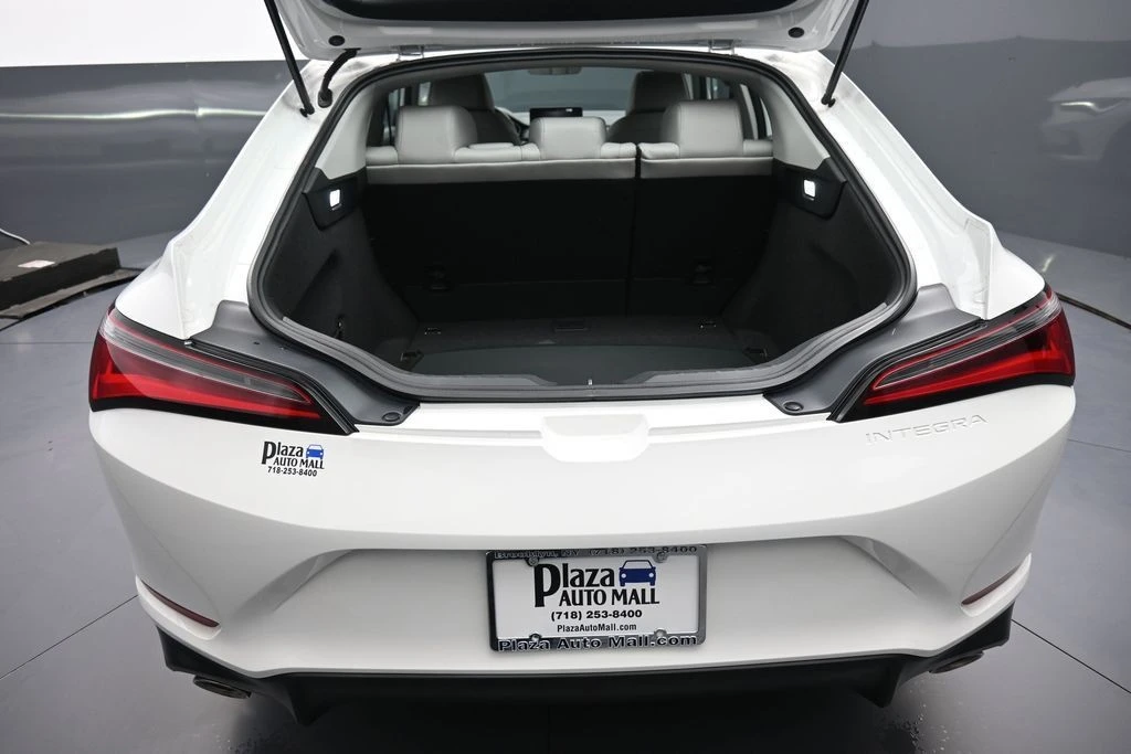 2025 Acura Integra 5th Gen - Image 22 of 31