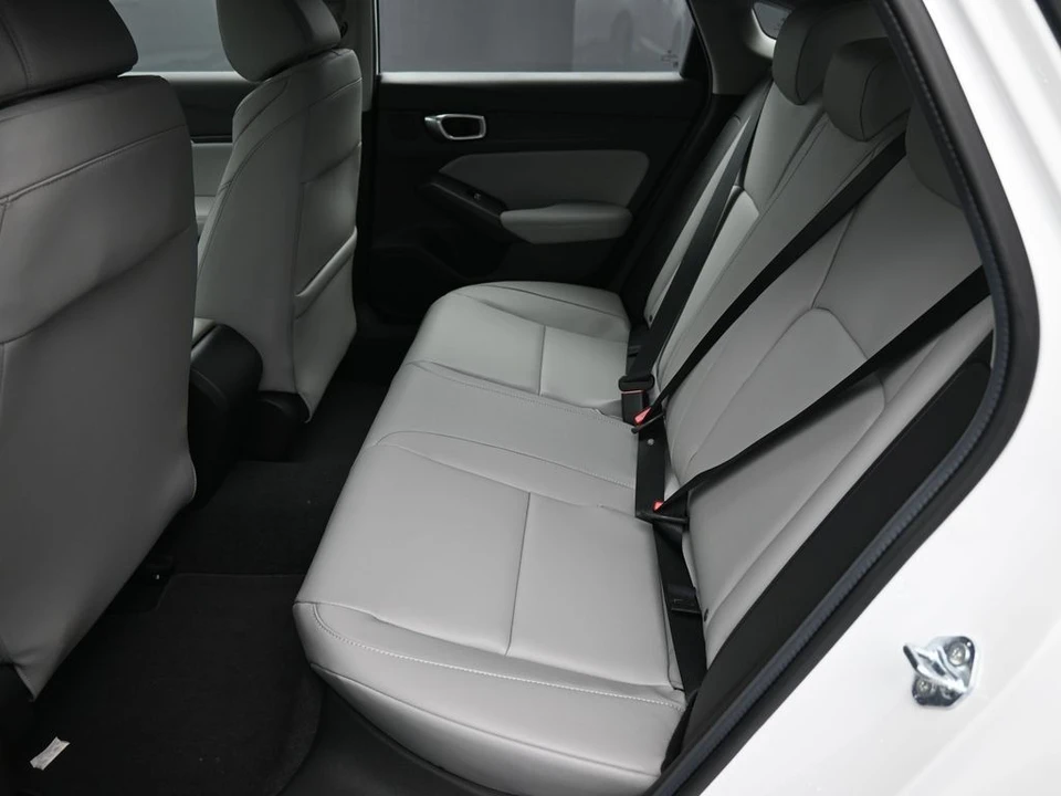2025 Acura Integra 5th Gen - Image 21 of 31