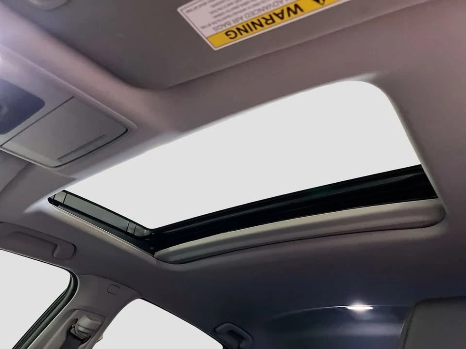 2025 Acura Integra 5th Gen - Image 10 of 20