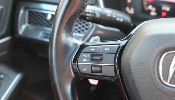 2025 Acura Integra 5th Gen - Image 8 of 9