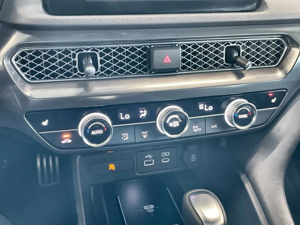 2025 Acura Integra 5th Gen - Image 10 of 17