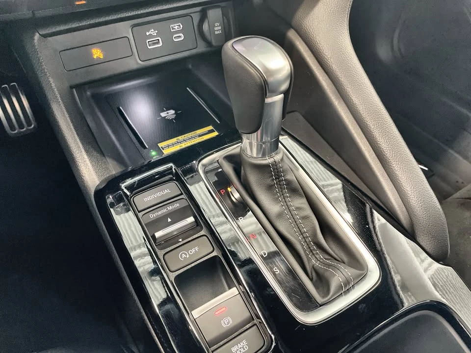2025 Acura Integra 5th Gen - Image 11 of 17