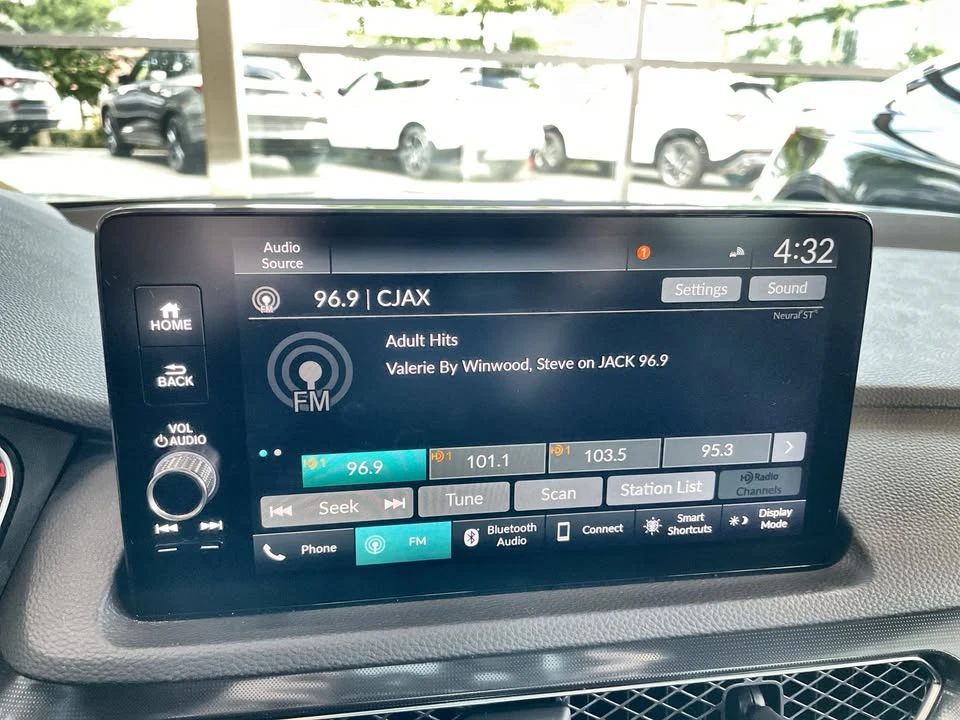 2025 Acura Integra 5th Gen - Image 8 of 17