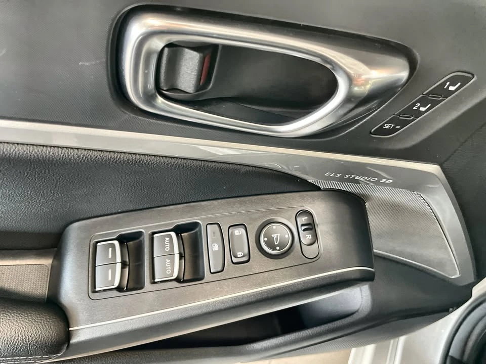 2025 Acura Integra 5th Gen - Image 5 of 17