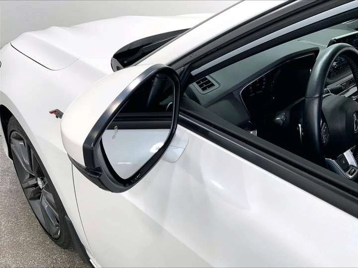 2025 Acura Integra 5th Gen - Image 12 of 20