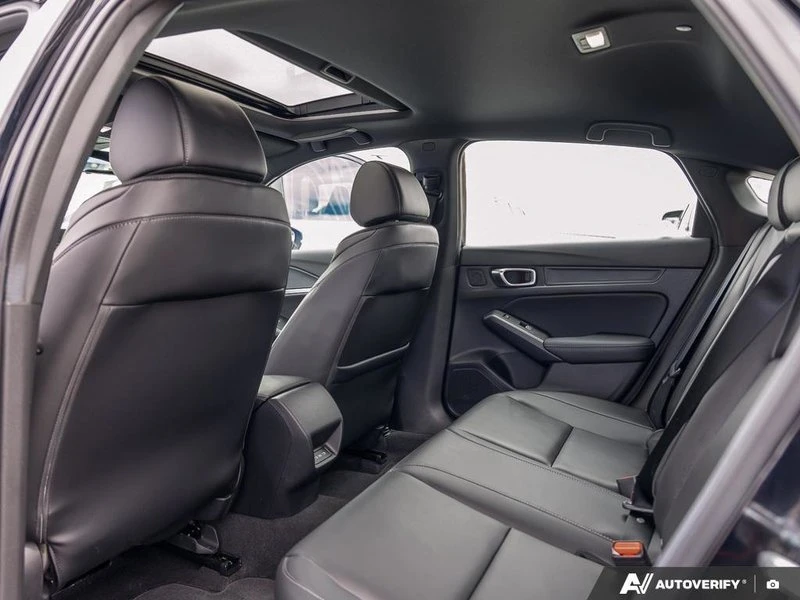 2025 Acura Integra 5th Gen - Image 17 of 20