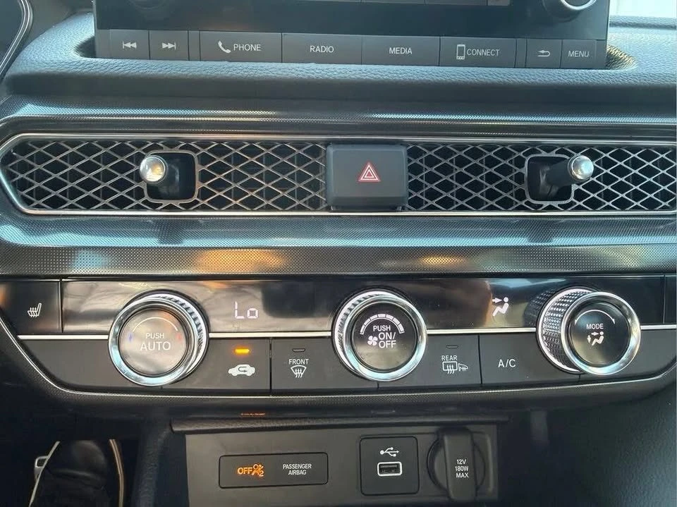 2025 Acura Integra 5th Gen - Image 12 of 17