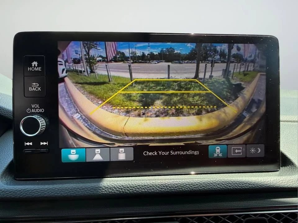 2025 Acura Integra 5th Gen - Image 13 of 20