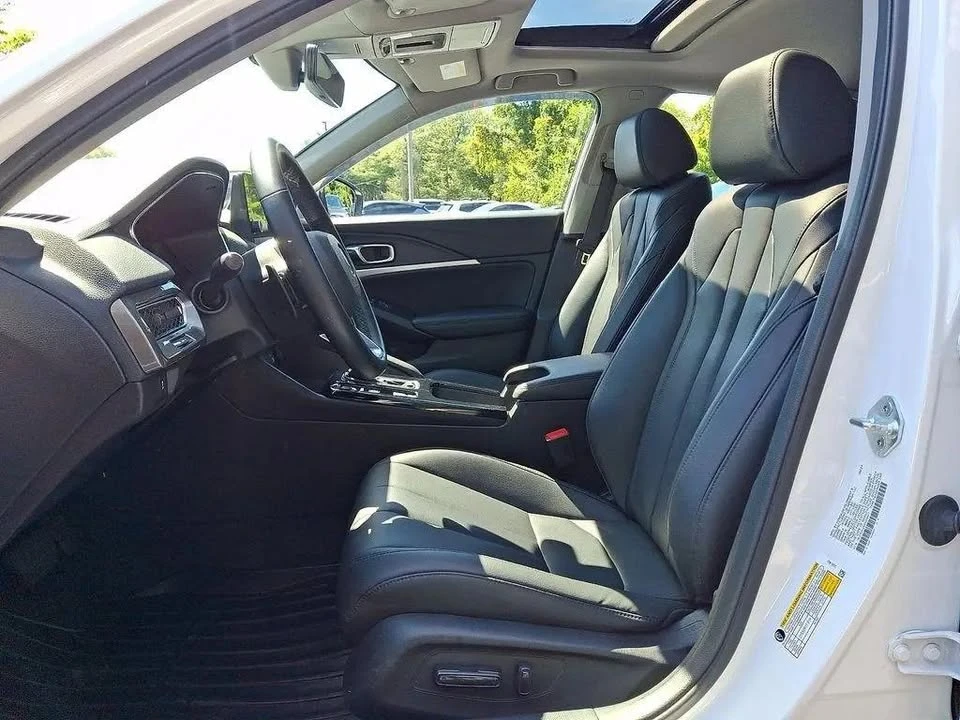 2025 Acura Integra 5th Gen - Image 11 of 15