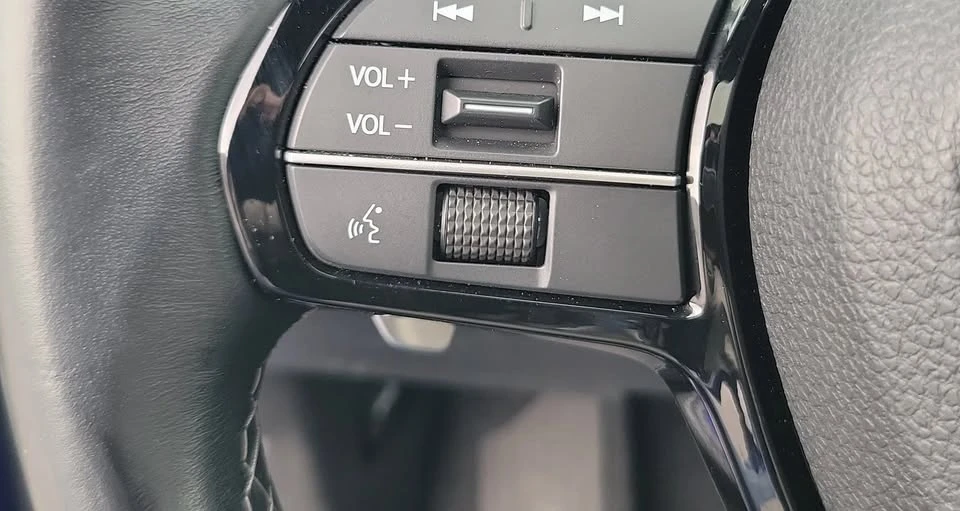 2025 Acura Integra 5th Gen - Image 17 of 20