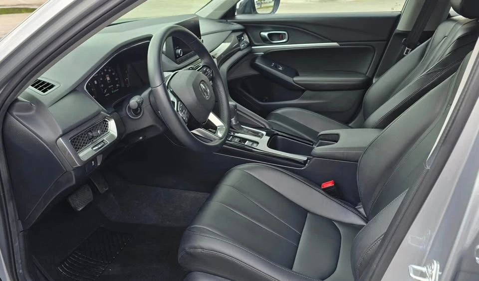 2025 Acura Integra 5th Gen - Image 9 of 11