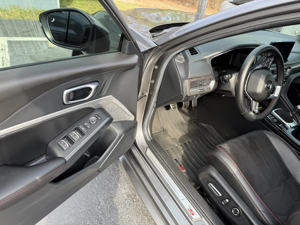2025 Acura Integra Type S 5th Gen - Image 6 of 10