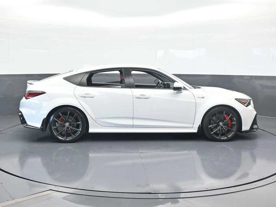 2025 Acura Integra Type S 5th Gen - Image 7 of 12