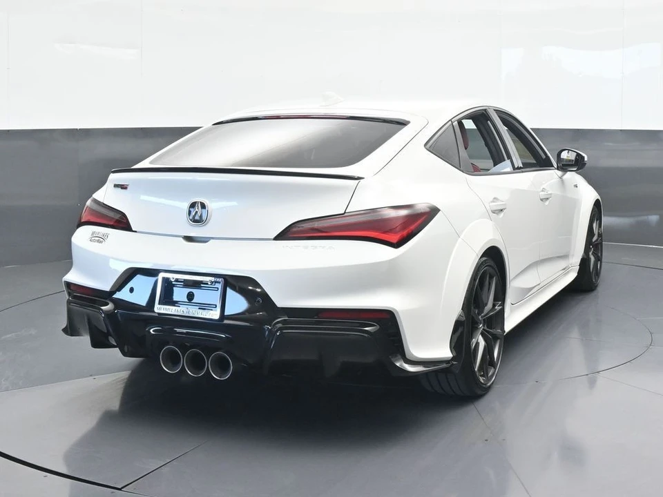 2025 Acura Integra Type S 5th Gen - Image 5 of 12