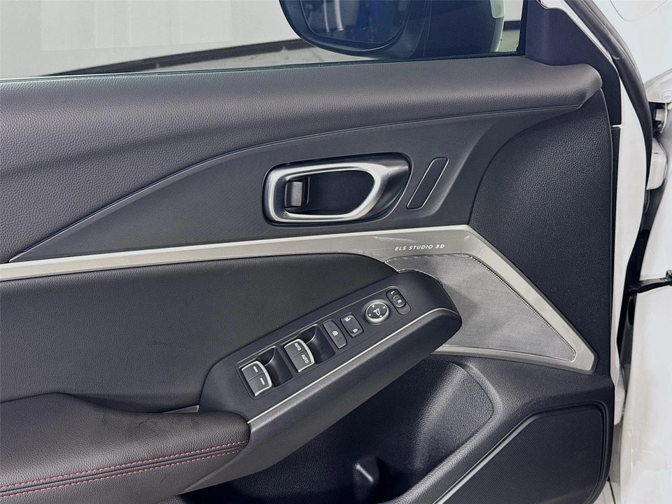 2025 Acura Integra Type S 5th Gen - Image 17 of 21