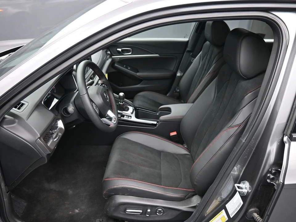 2025 Acura Integra Type S 5th Gen - Image 19 of 31