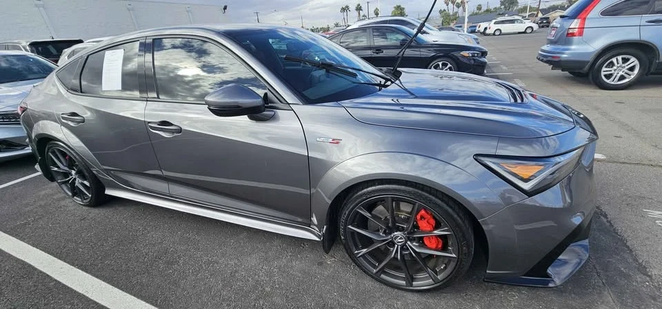 2025 Acura Integra Type S 5th Gen - Image 4 of 8