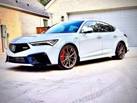 2025 Acura Integra Type S 5th Gen - Image 2 of 12