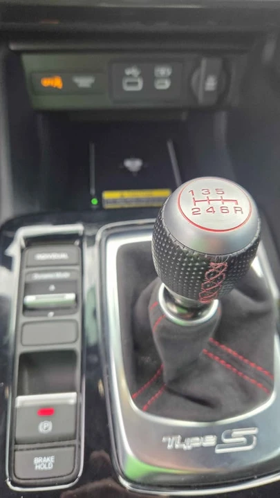2025 Acura Integra Type S 5th Gen - Image 10 of 13