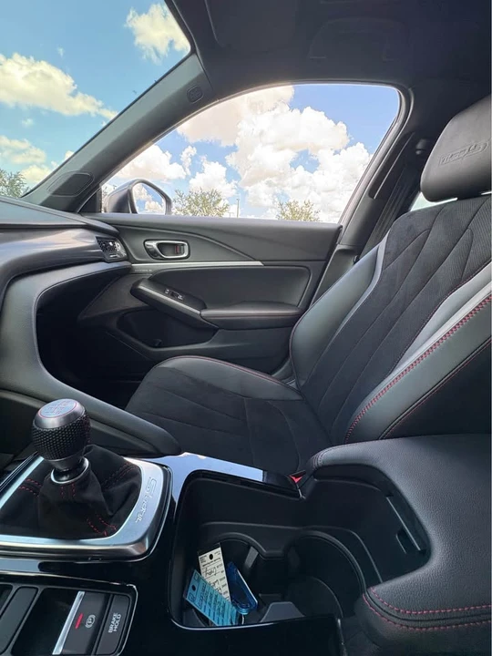 2025 Acura Integra Type S 5th Gen - Image 15 of 20