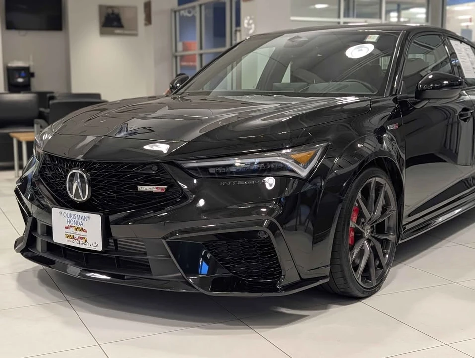 2025 Acura Integra Type S 5th Gen - Image 5 of 19
