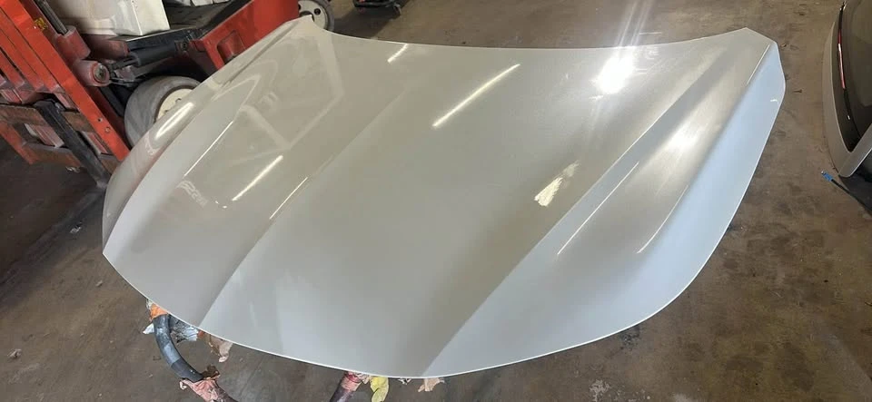 2025 Parts & Memorabilia Bodywork - Image 3 of 5