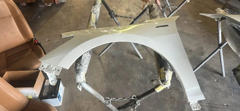 2025 Parts & Memorabilia Bodywork - Image 5 of 5