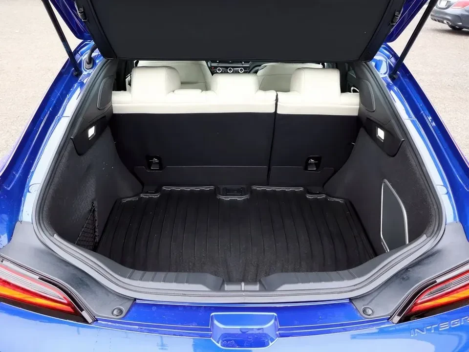 2025 Acura Integra 5th Gen - Image 9 of 20